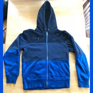Men’s Nike Zip-Up Hoodie – Size Small
